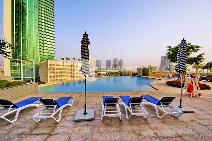 2 abu-dhabi-al-reem-island-marina-square-borooj-view-swimming-pool. JPG