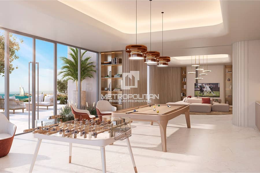 Luxury Waterfront Location | Ultra Modern Layout