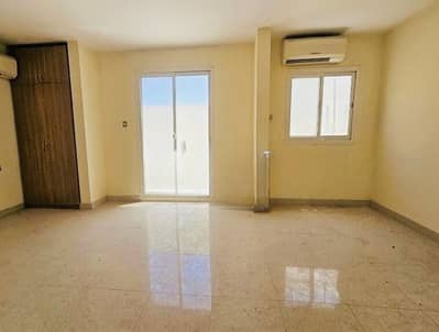 2 Bedroom Penthouse for Rent in Al Khalidiyah, Abu Dhabi - d1dd8225-5d08-4d7f-a811-9c3d0d53e69d. jpeg