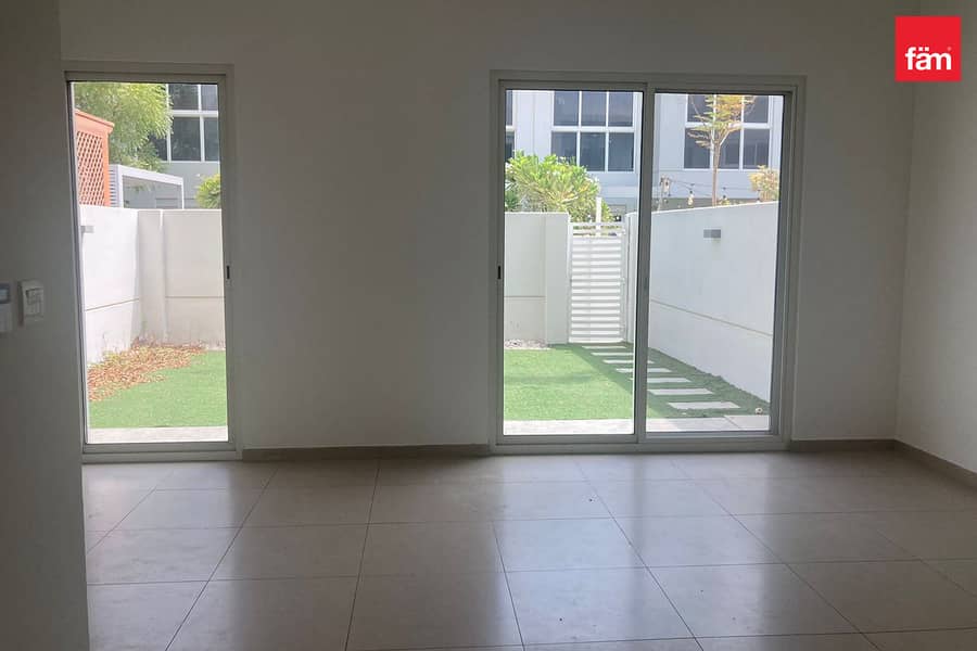 Available Sep 2025 | Close to Pool | 3 Bed Available Sep 2025 | Close to Pool | 3 Bed