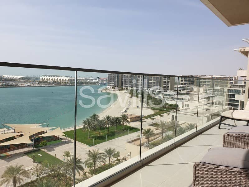 Stunning Two bed full sea view apartment in Al Zeina