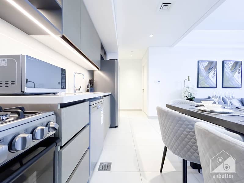 18 BCrown - 1308-Kitchen-7. jpg