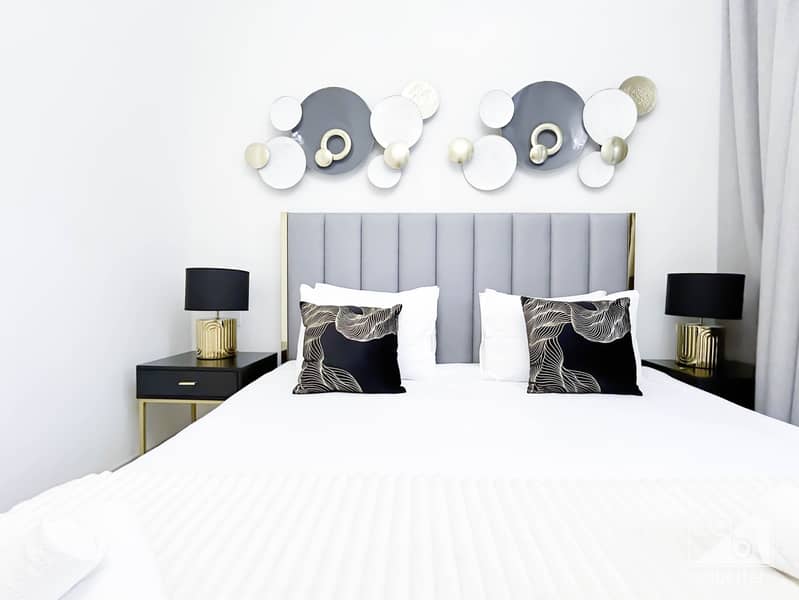 25 BCrown - 1308-Master Room-3. jpg