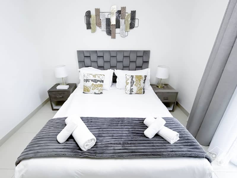 41 BCrown - 1308-Room2-5. jpg