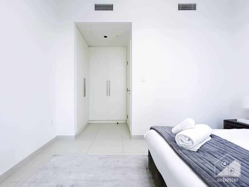 42 BCrown - 1308-Room2-6. jpg