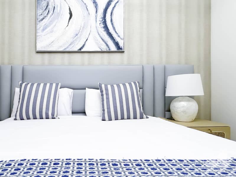 38 BCrown - 2701 -Room2-6. jpg