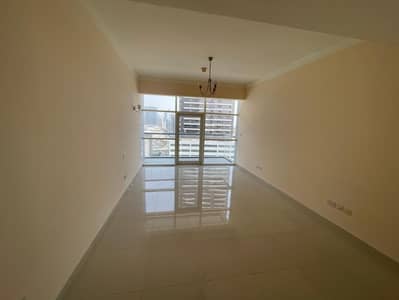 استوديو  للايجار في مدينة دبي الرياضية، دبي - شقة في برج الواحة 1،مدينة دبي الرياضية 44997 درهم - 6870513