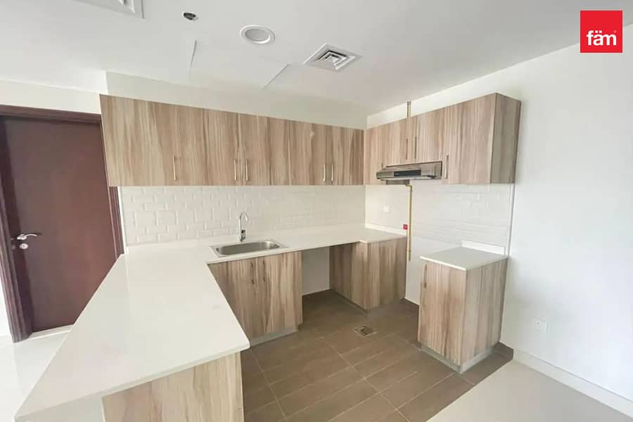 Investment | Excellent Condition | Stylish Kitchen Investment | Excellent Condition | Stylish Kitchen