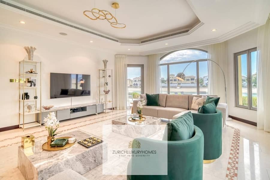 Sea view Elegant 5BR+M Villa w/ Private Pool and Beach