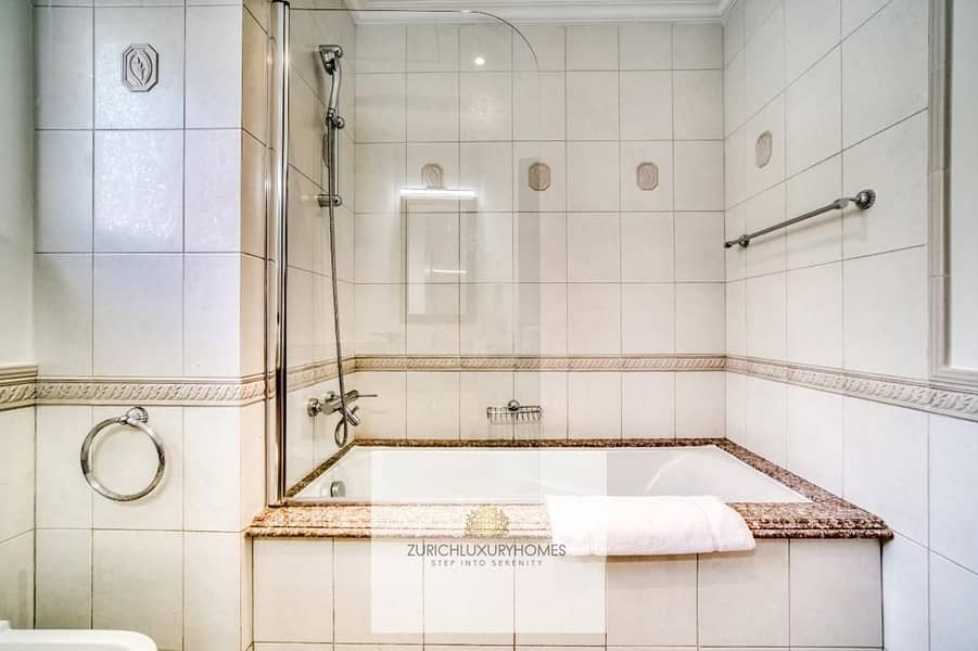 Sea view Elegant 5BR+M Villa w/ Private Pool and Beach - Image 26