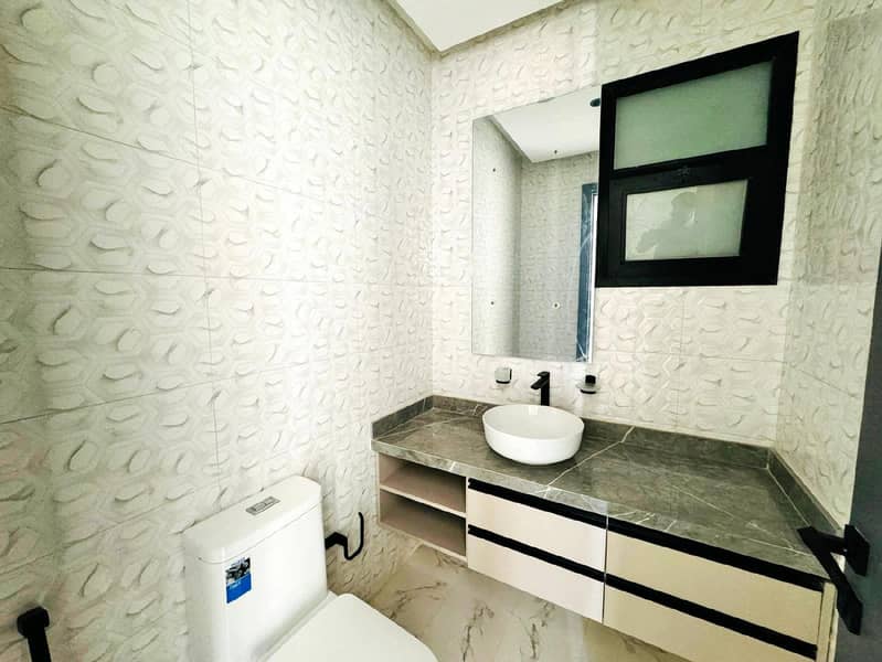 10 Glam Residence - Photos (1)_page-0009. jpg