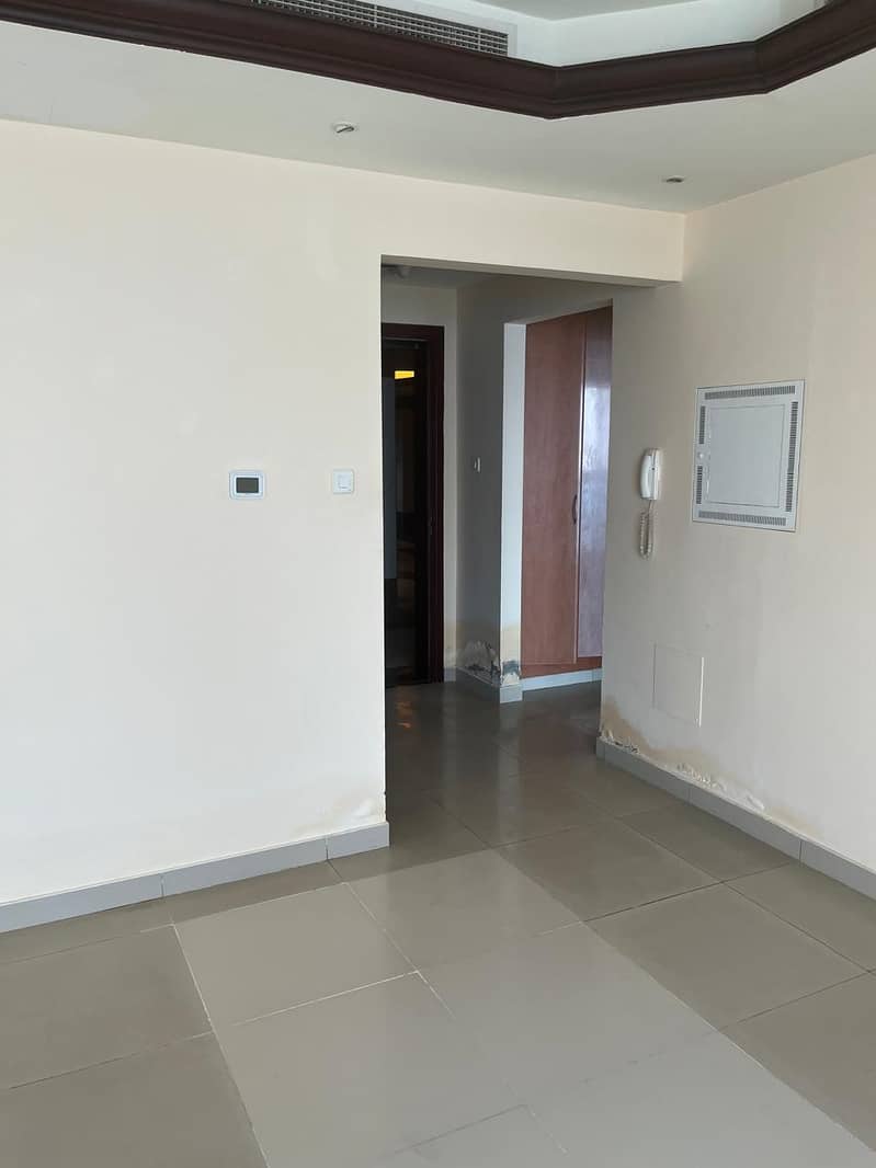 7 croniche tower ajman new photos (11). jpeg