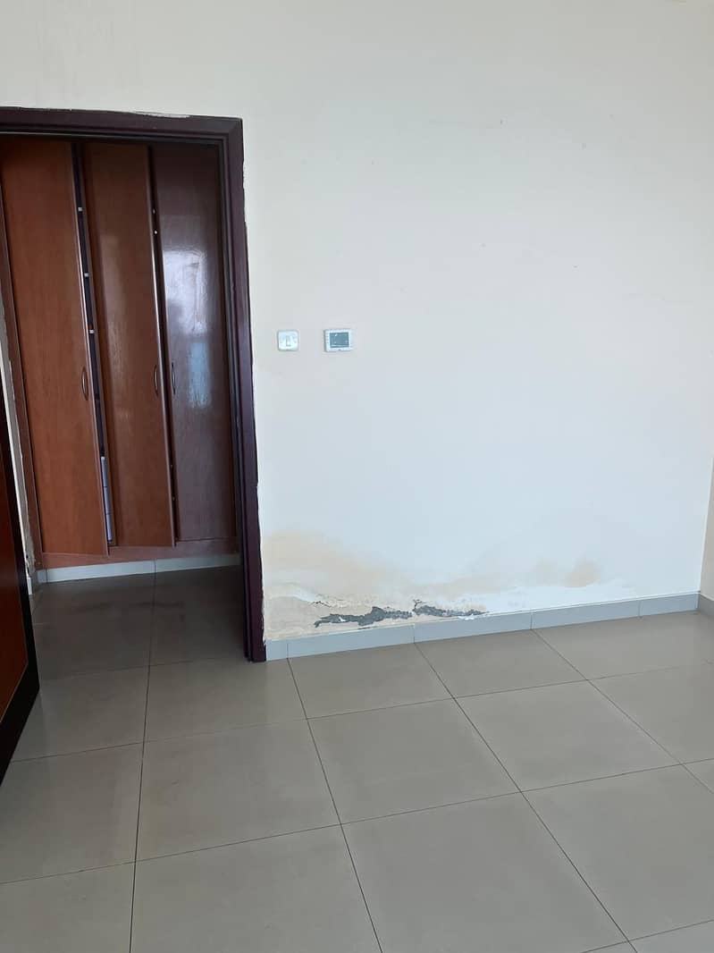 13 croniche tower ajman new photos (8). jpeg