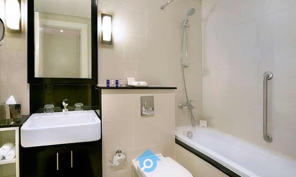 9 one-bedroom-suite_wide. jpg