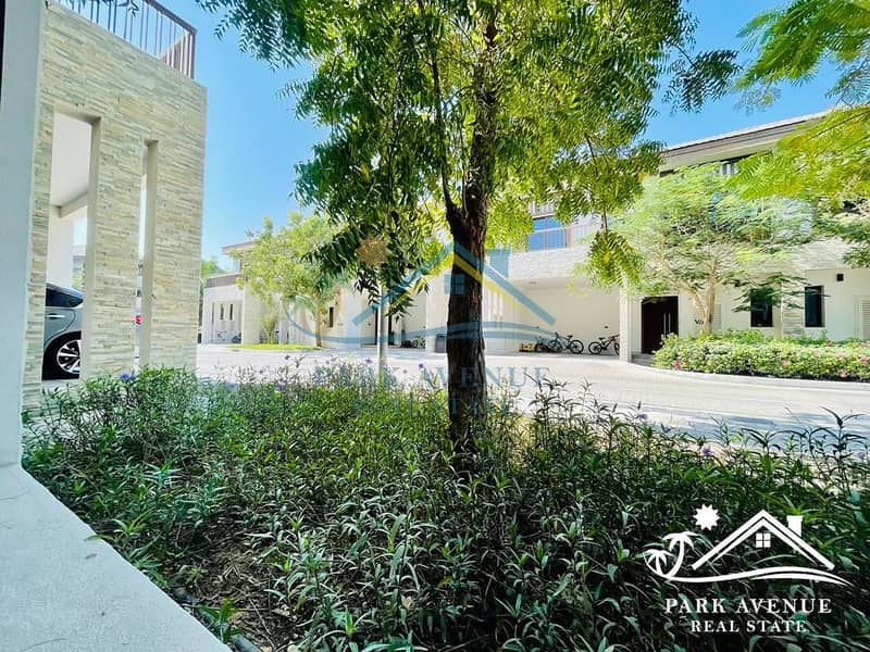 READY TO MOVE ! LAST UNIT ! 04 BEDROOM VILLA WITH BIG BACKYARD IN REEM ISLAND READY TO MOVE ! LAST UNIT ! 04 BEDROOM VILLA WITH BIG BACKYARD IN REEM ISLAND