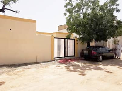 Arab House for Sale in Rumaila near Corniche, Ajman