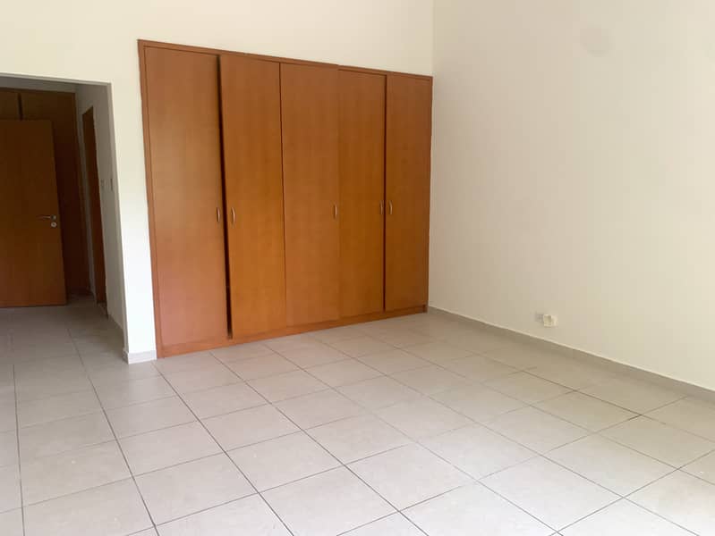 20 12 wardrobe master. jpg