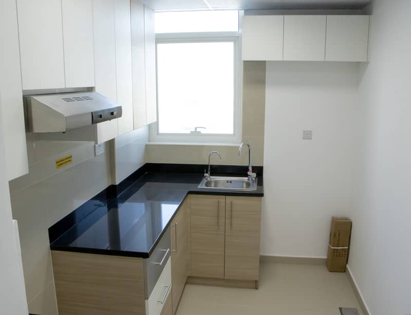 19 Kitchen. jpg