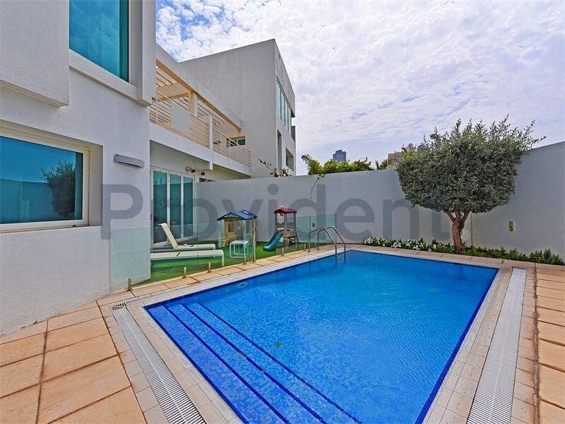 Well Maintained|4Bed Villa| Private Pool