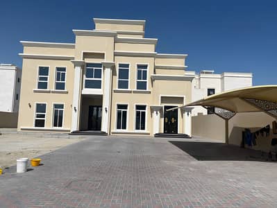 5 Bedroom Villa for Rent in Mohammed Bin Zayed City, Abu Dhabi - Brand new 5 BHK Villa with majlis & hall for rent at  MBZ