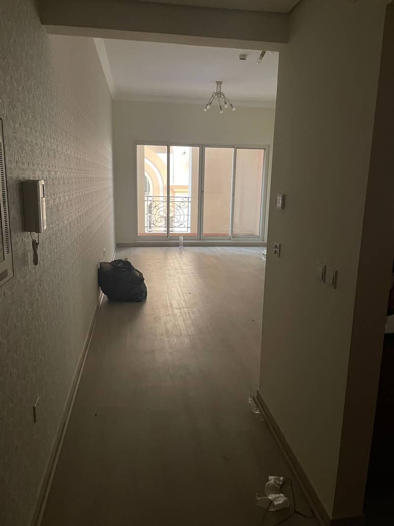 2 Canal Residence 1br. jpeg