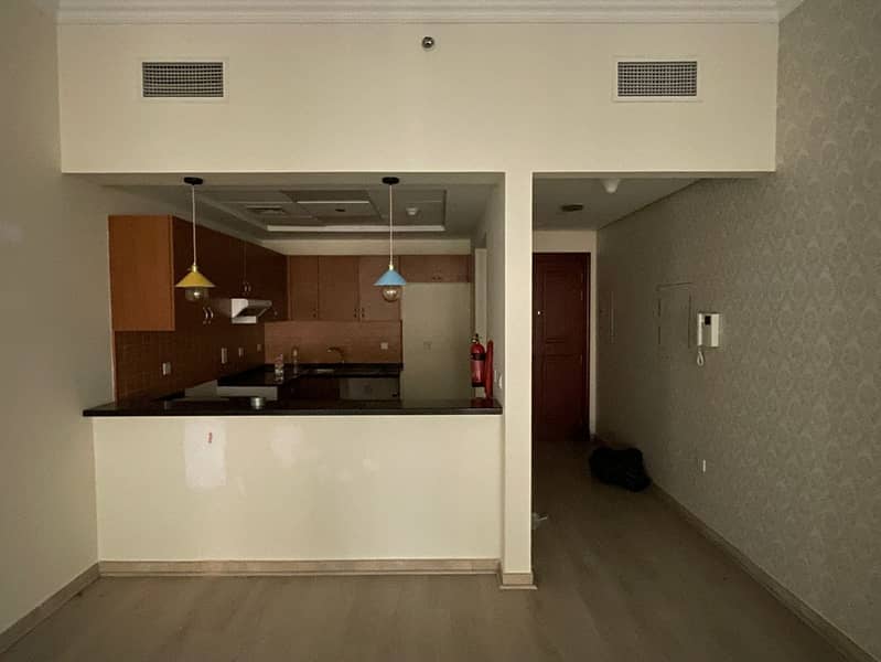 4 Canal Residence 1br 11. jpeg