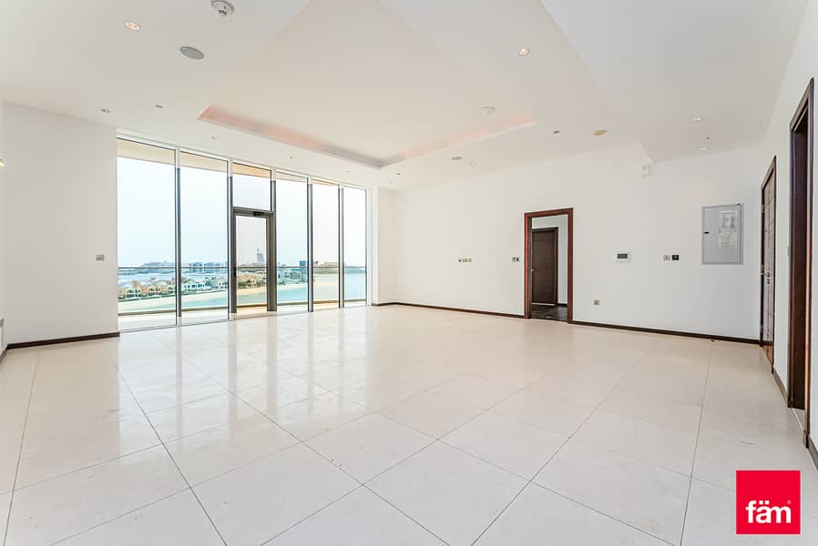 3 Bedroom Apartment|Sea View| Ready To Move