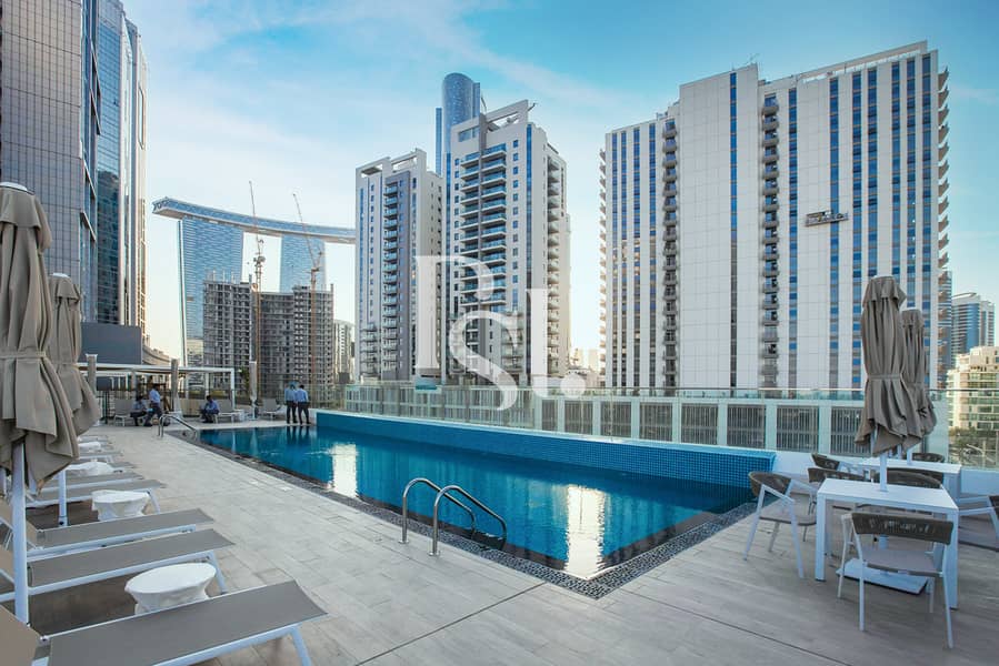 2 Reflection Tower-Shams-Abu-Dhabi-Al-Reem-Island-pool-area (5). JPG