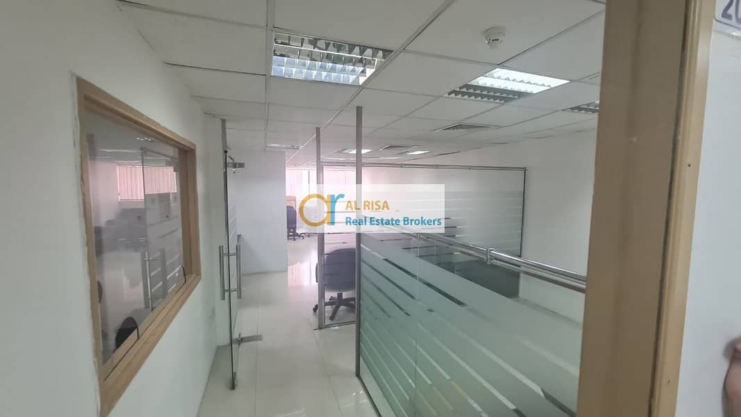 12 e061a848-f7f8-4dca-961c-03100490cd50. jpeg