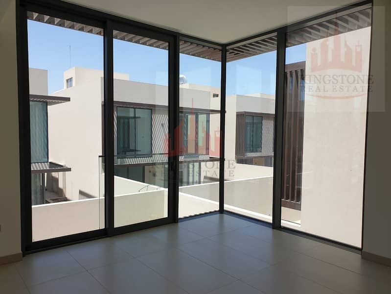 10 Book your Dream Home 4 BR Gardenia  Villa Sobha Hartland