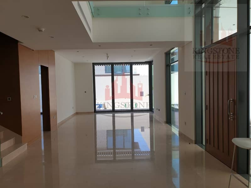 12 Book your Dream Home 4 BR Gardenia  Villa Sobha Hartland