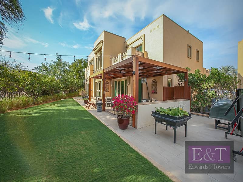 En-Suite 5 Bed | Upgraded | Partial Lake View En-Suite 5 Bed | Upgraded | Partial Lake View