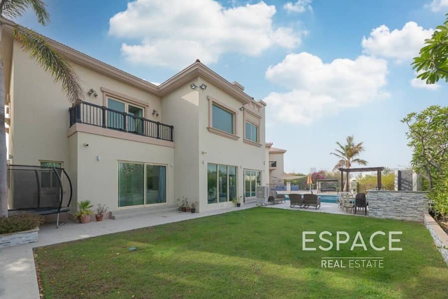 4 Bed Villa | Extended | with Lake View 4 Bed Villa | Extended | with Lake View