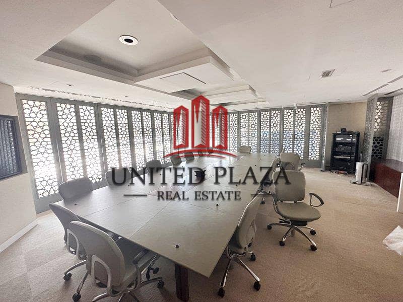 AMAZING FULL FLOOR | FULLY FURNISHED | WARM OFFICE AMAZING FULL FLOOR | FULLY FURNISHED | WARM OFFICE