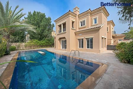 Vacant Now | Single Row | Beautiful Location