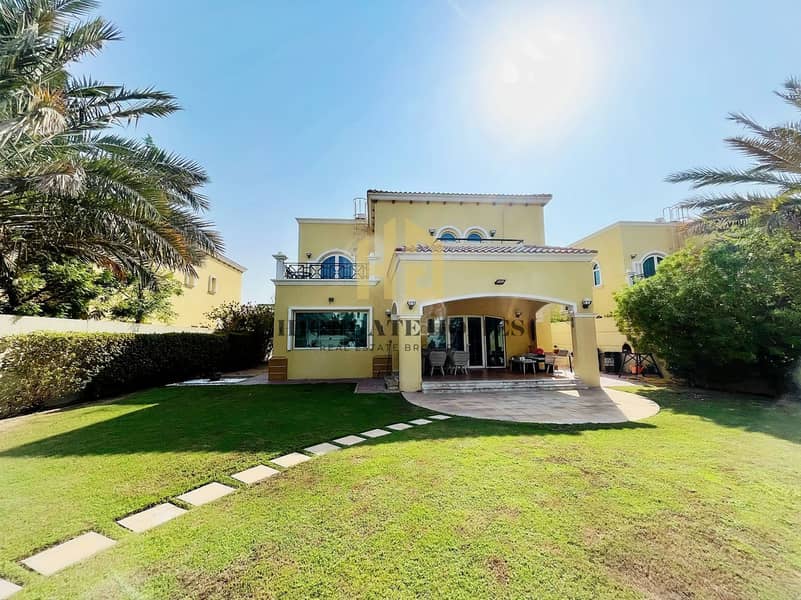 Lakefront 4BR Legacy | Stunning View |Immaculate Condition Lakefront 4BR Legacy | Stunning View |Immaculate Condition