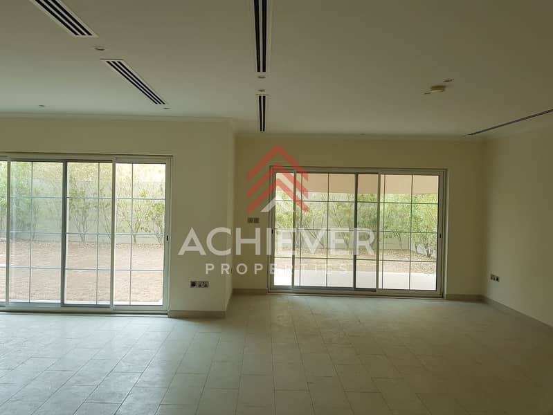 4 Bedroom | 165k 4 Bedroom | 165k