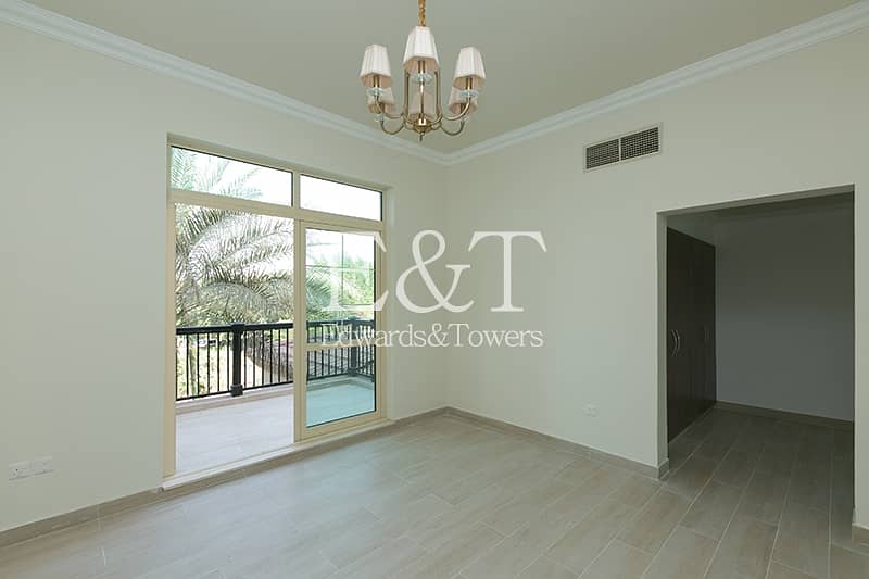 12 Open house All week 10-6pm|Renovated| JI