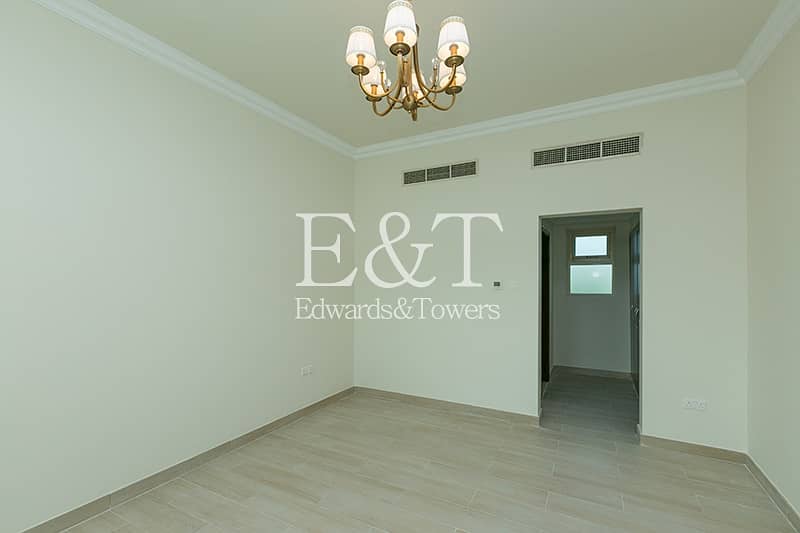 15 Open house All week 10-6pm|Renovated| JI
