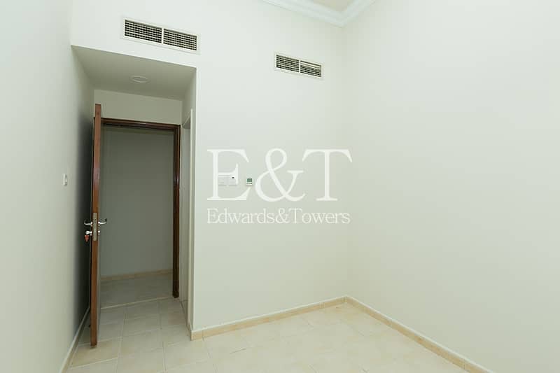 19 Open house All week 10-6pm|Renovated| JI
