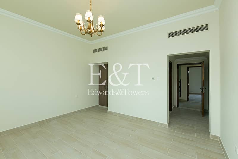 21 Open house All week 10-6pm|Renovated| JI