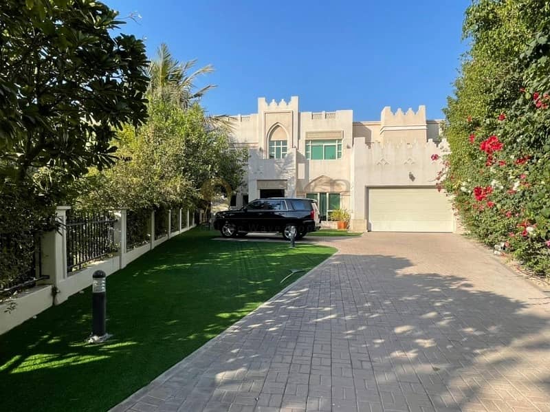 22 Entertainment Foyer|Lake View|4 Bed|Well Maintained