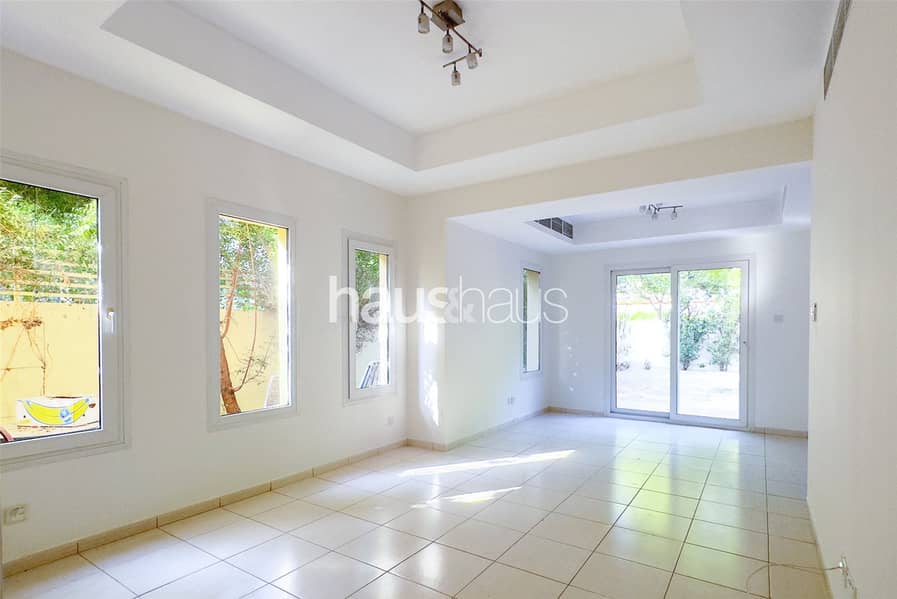 Vacant | Upgraded Bathrooms | Nice Location