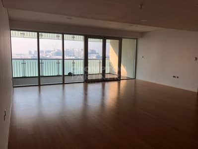 Sea View | Spacious | Beach Access | Vacant Now