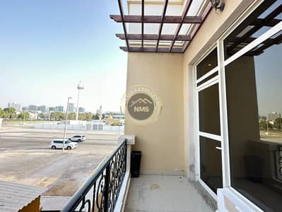 Balcony  II  Free Bills  II  Parking Available  II  0% Commission