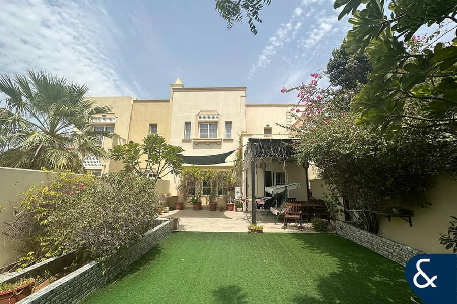 位于清泉社区，清泉别墅9区 3 卧室的别墅 260000 AED - 9615826