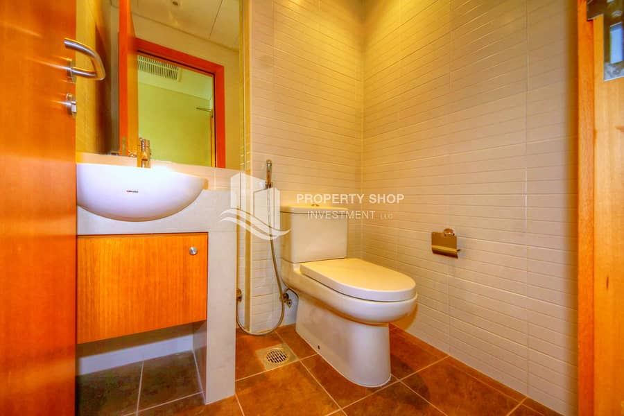 9 1-br-apartment-abu-dhabi-al-raha-beach-al-muneera-al-maha-2-powder-room. JPG