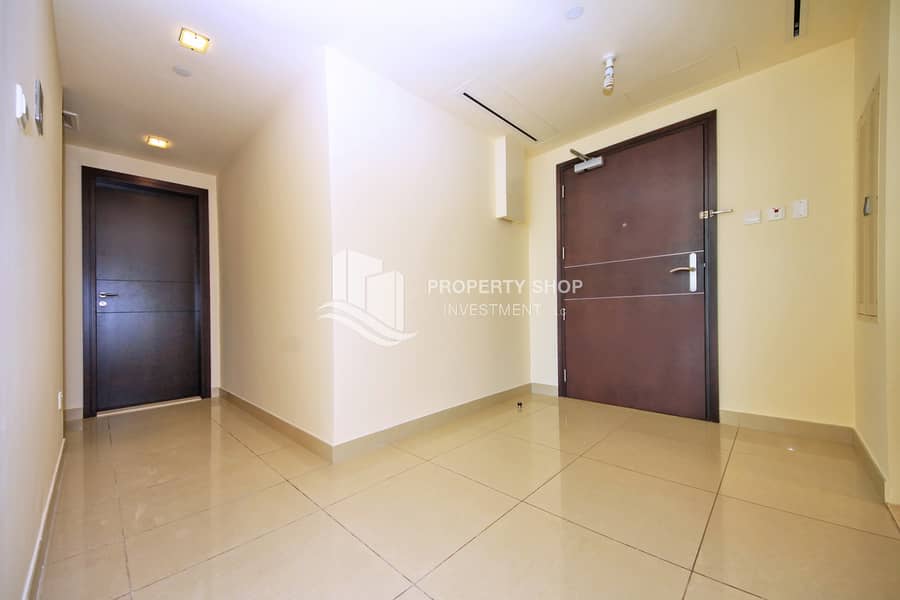 6 2-bedroom-apartment-al-reem-island-shams-abu-dhabi-sun-foyer-1. JPG