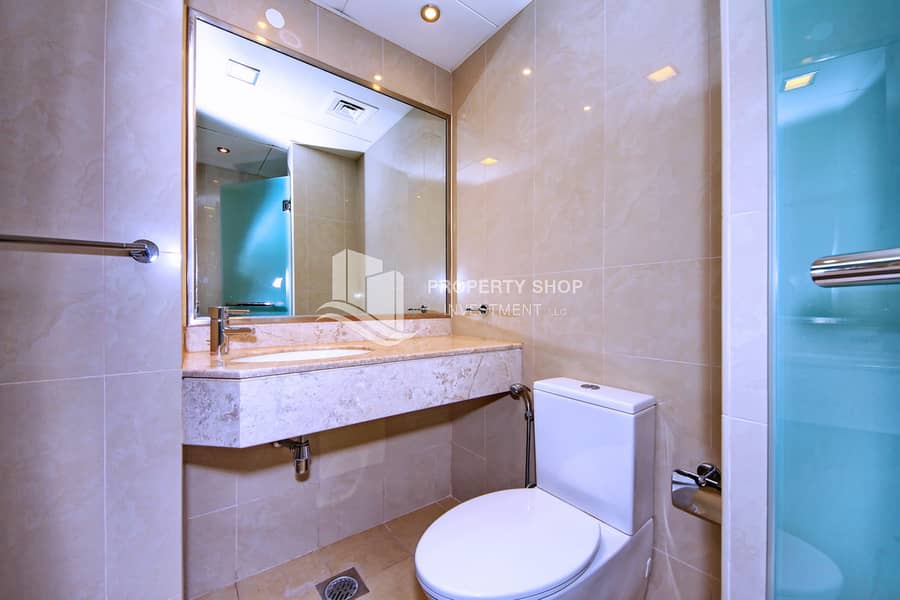 15 2-bedroom-apartment-al-reem-island-shams-abu-dhabi-sun-bathroom. JPG
