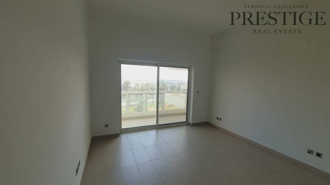 11 Duplex | Lake View| 4 balconies |3 beds| Maid